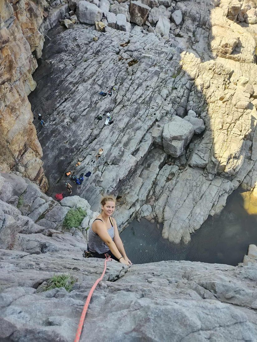 Kliknutm zavete okno.