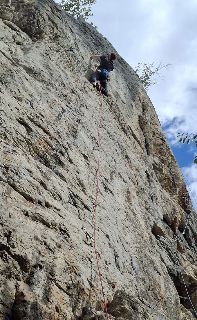 Kliknutm zavete okno.