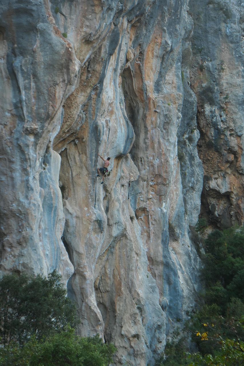 Kliknutm zavete okno.