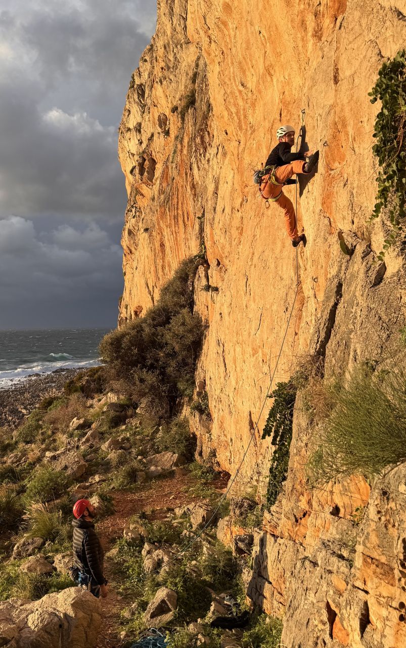 Kliknutm zavete okno.