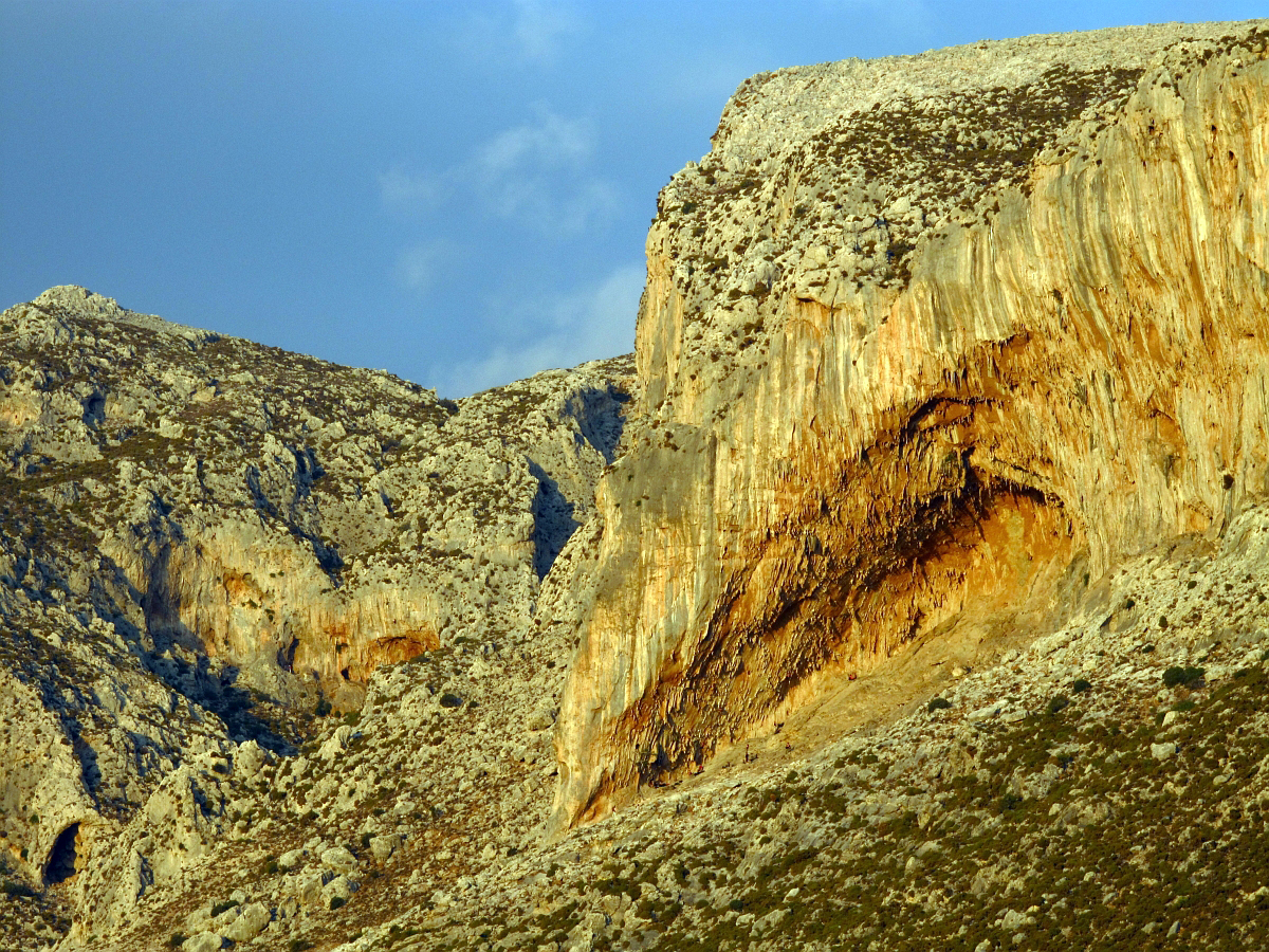 Kliknut�m zav�ete okno.