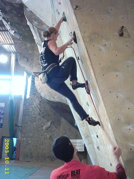 Kliknut�m zav�ete okno.